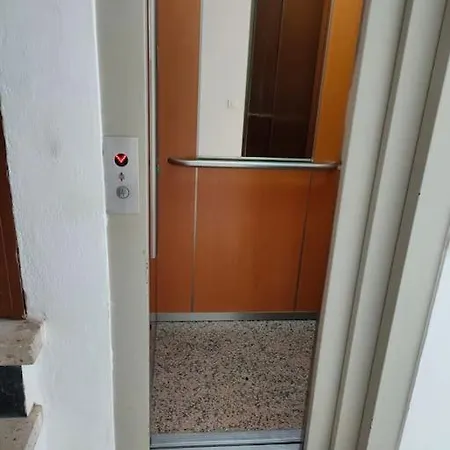Apartamento Brigh Loft Dishwaser Surfers&nomads *