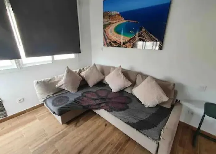 公寓 Brigh Loft Dishwaser Surfers&nomads