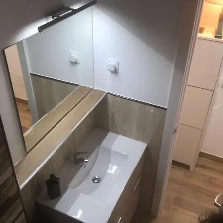 Brigh Loft Dishwaser Surfers&nomads Appartement *