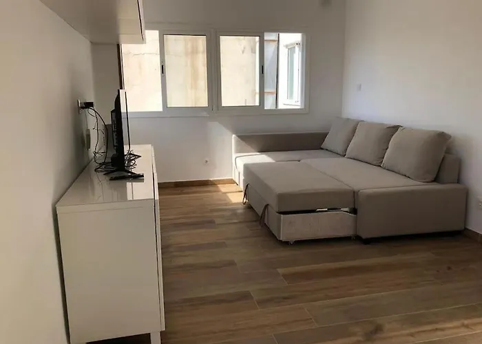 Brigh Loft Dishwaser Surfers&nomads 아파트 *