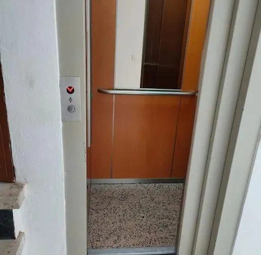 아파트 Brigh Loft Dishwaser Surfers&nomads *